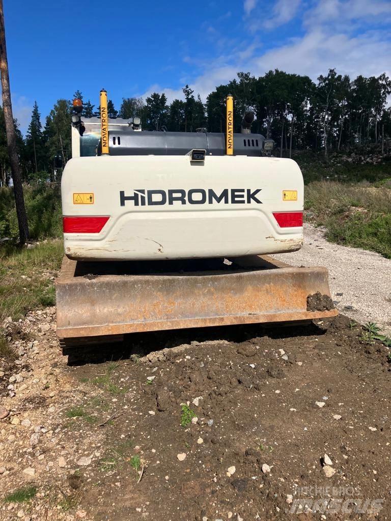 Hidromek HMK 220 LC حفارات زحافة