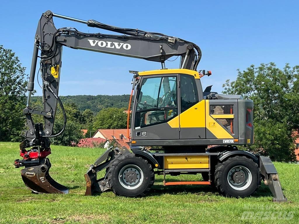 Volvo EWR 170 E حفارات بعجل
