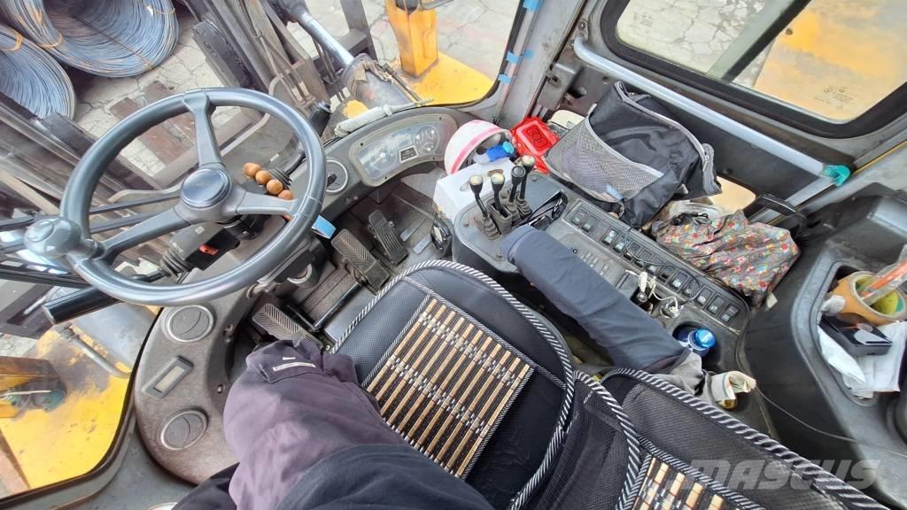 Hyundai 160 D-7 A شاحنات الديزل