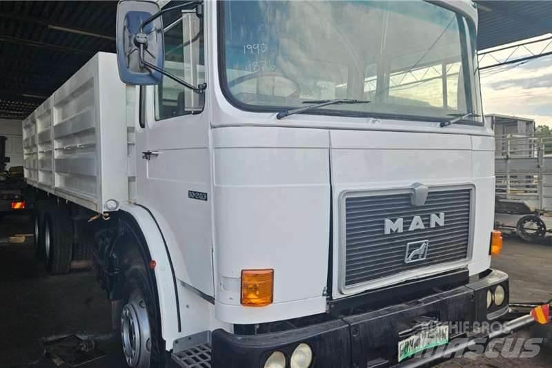 MAN 30-240 شاحنات أخرى
