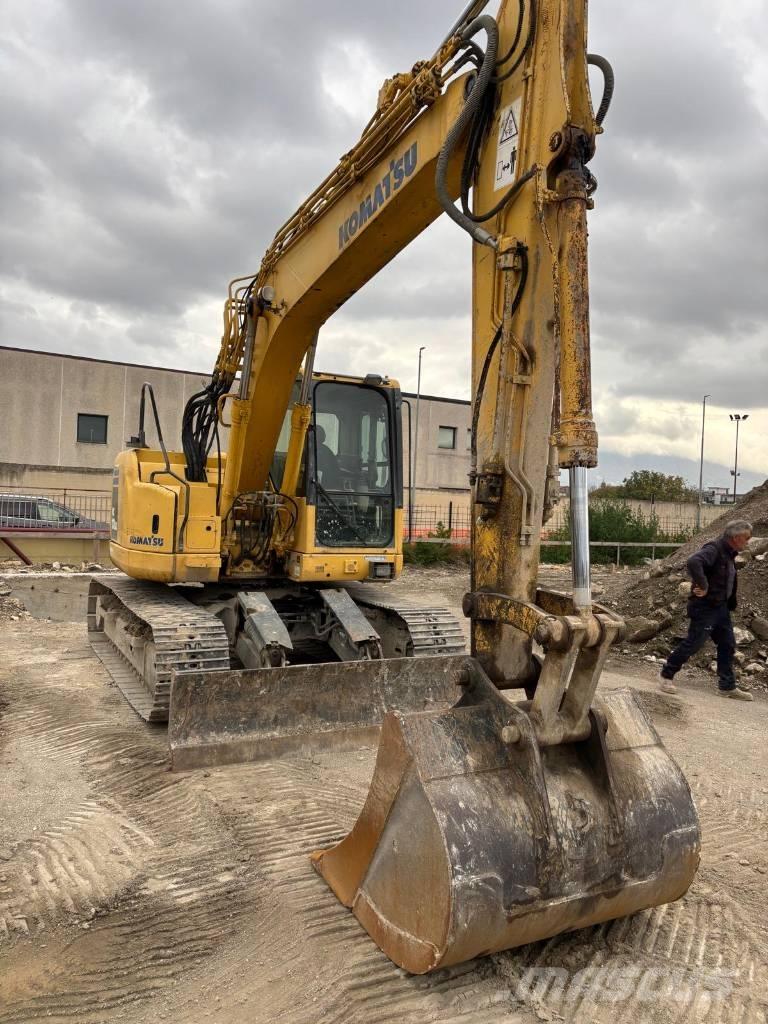 Komatsu PC 138 US-8 حفارات زحافة