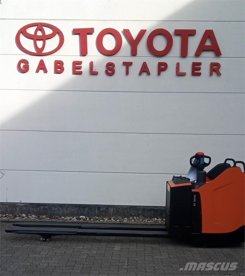 Toyota LPE 250 معدات التكديس الجوالة