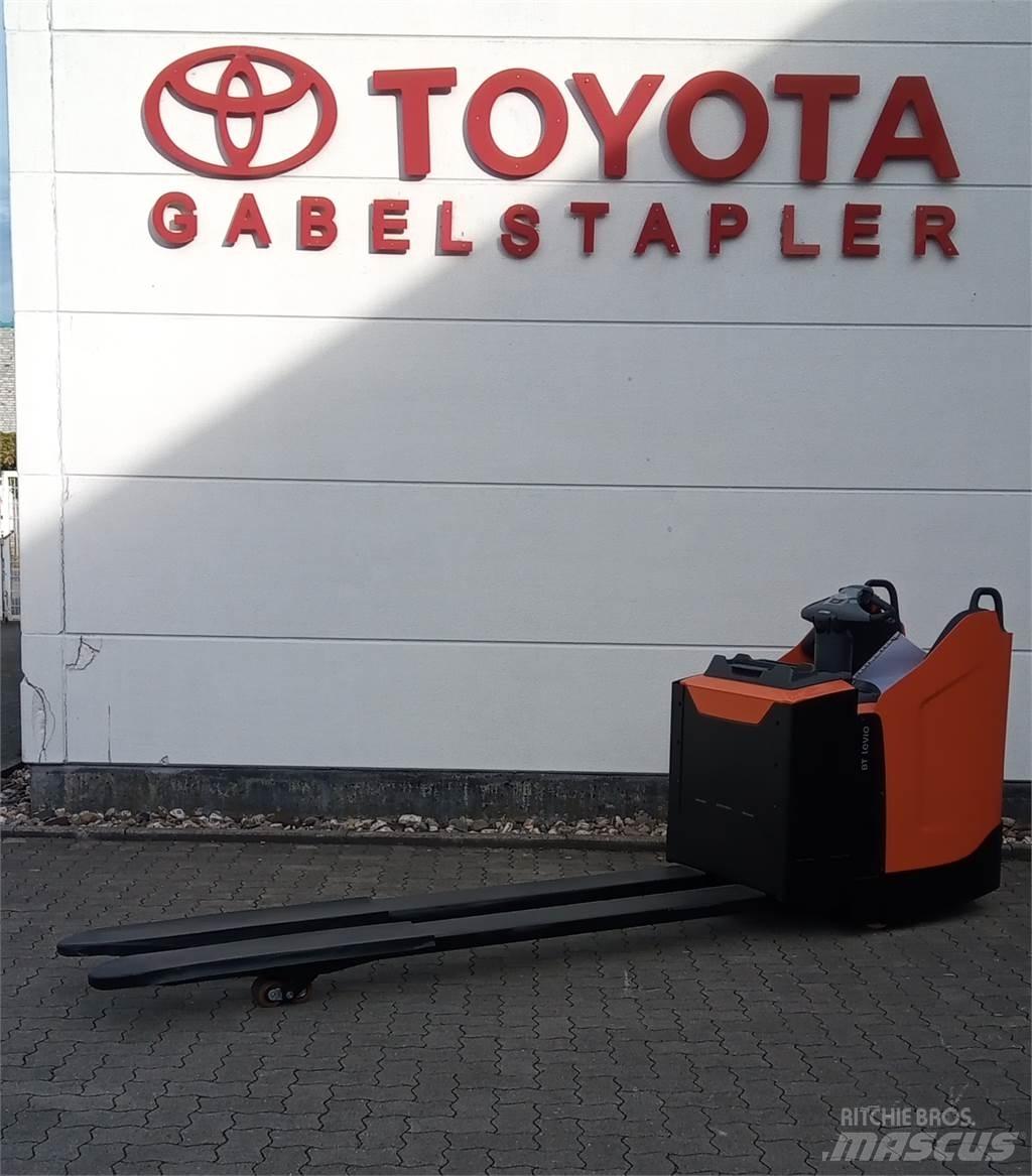 Toyota LPE 250 معدات الرفع منخفض المستوى