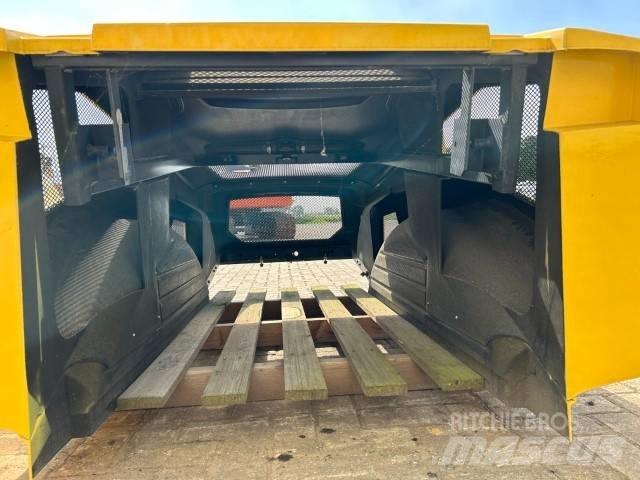 Bomag BW 211 D-5 مداحل ثنائية الاسطوانة