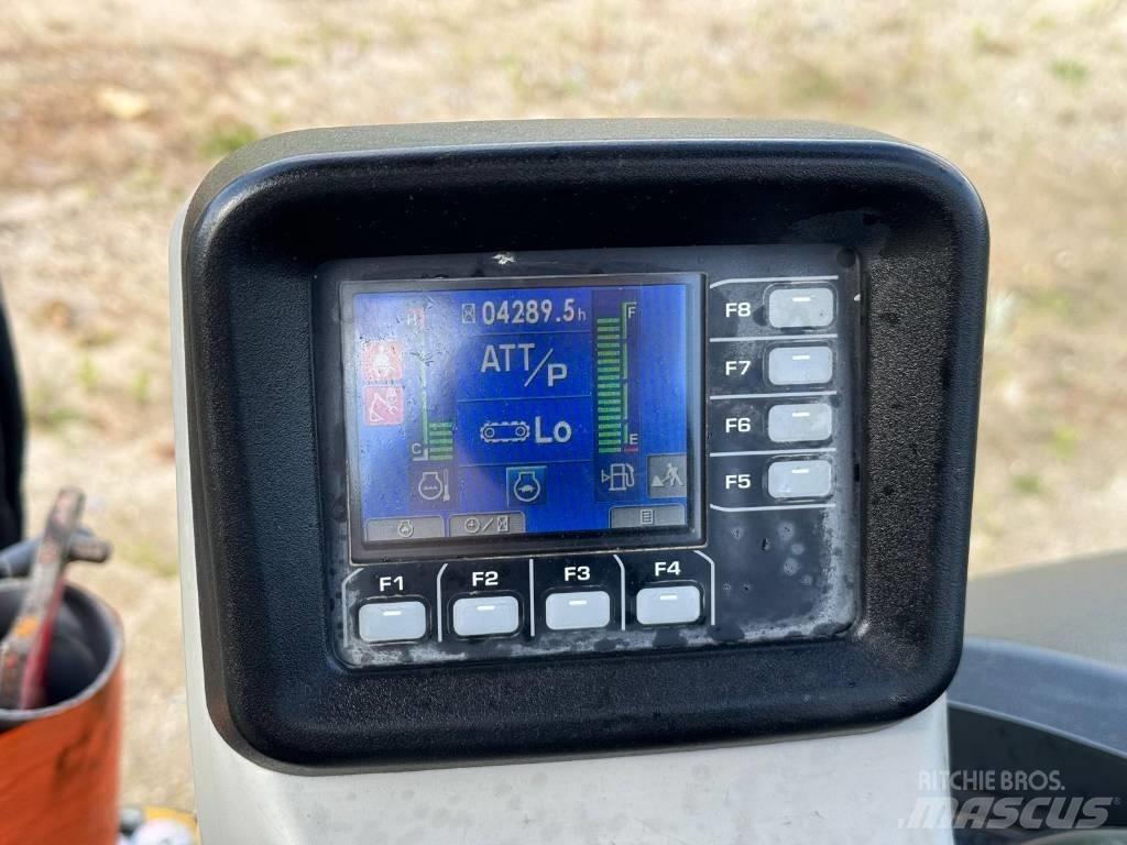 Komatsu PC 35 MR حفارات صغيرة أقل من 7 طن (حفارات صغيرة)