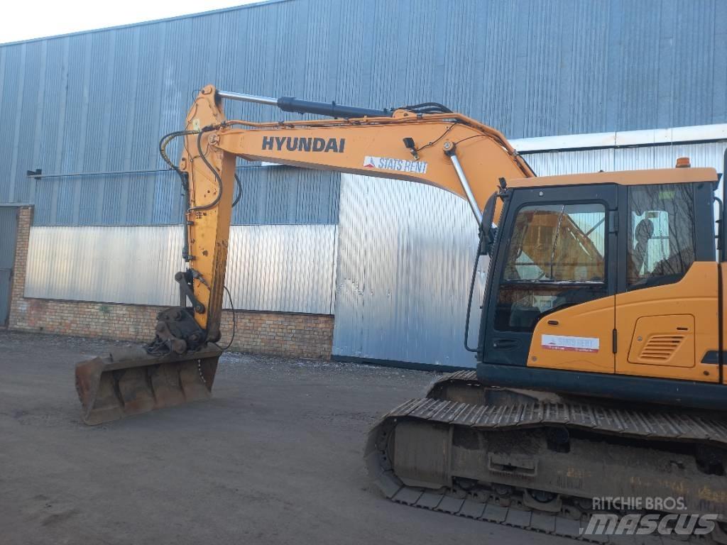 Hyundai HX 220 L حفارات زحافة