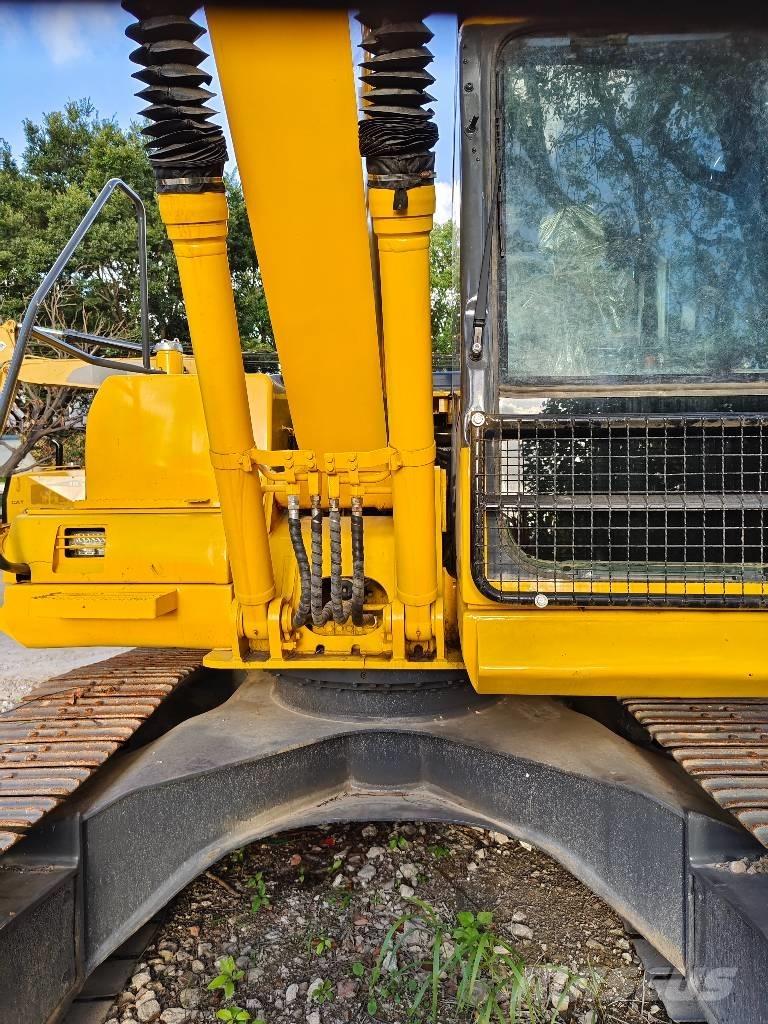 Komatsu PC 130-7 حفارات زحافة