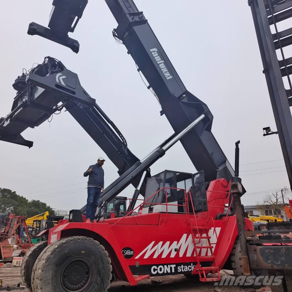 Fantuzzi CS 45 KM رافعات حاويات