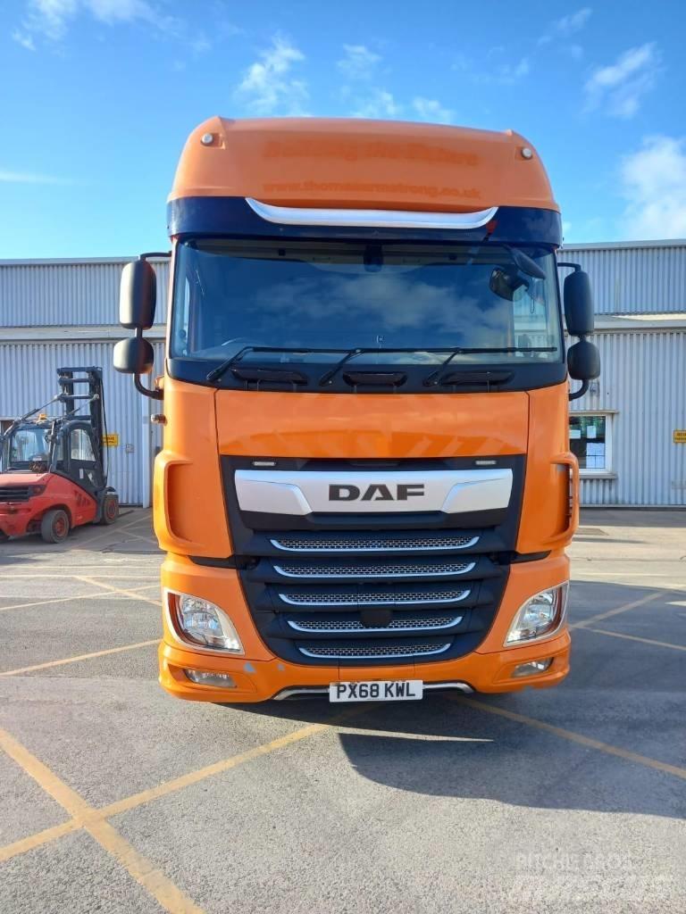 DAF 105 530 وحدات الجر