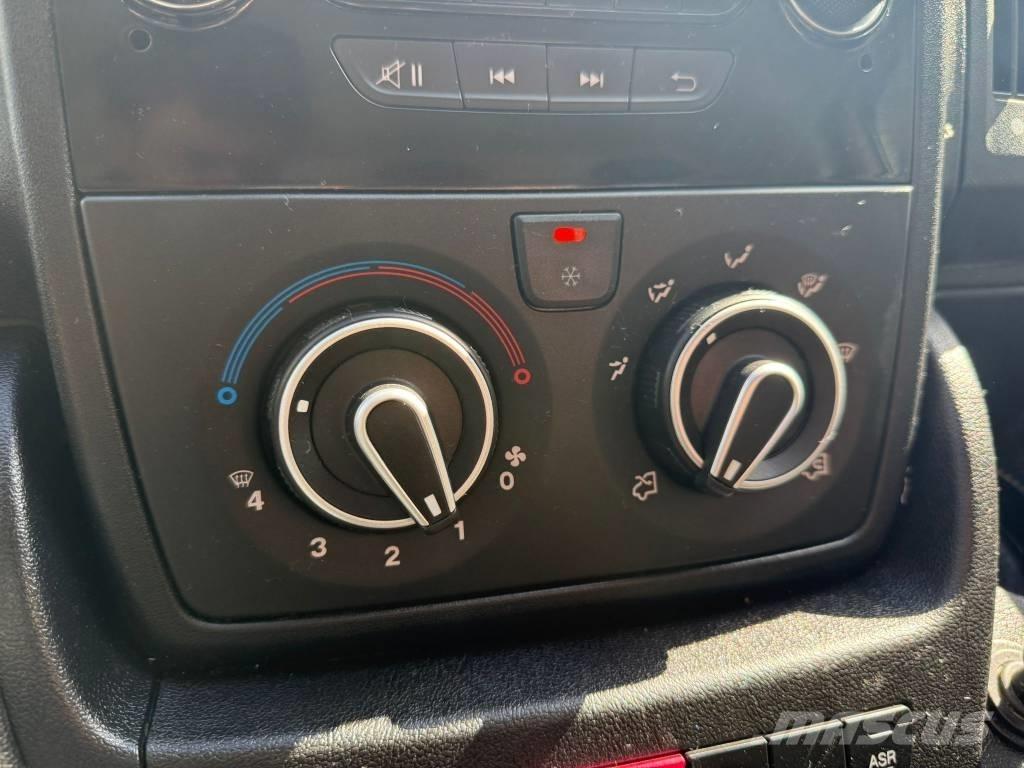 Citroën Jumper شاحنات خفيفة/مفصلية الجوانب
