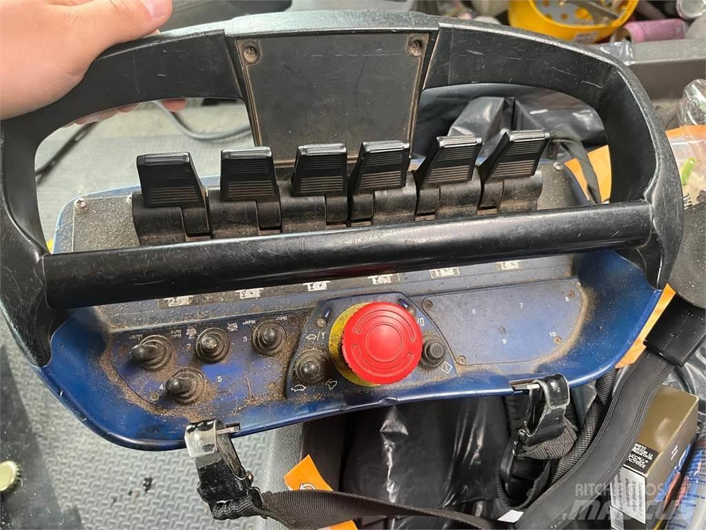 Scania G440 مركبات الأغراض العامة