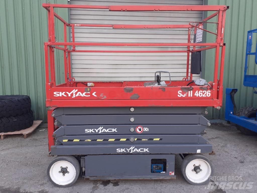 SkyJack SJ 4626 رافعات مقصية الشكل