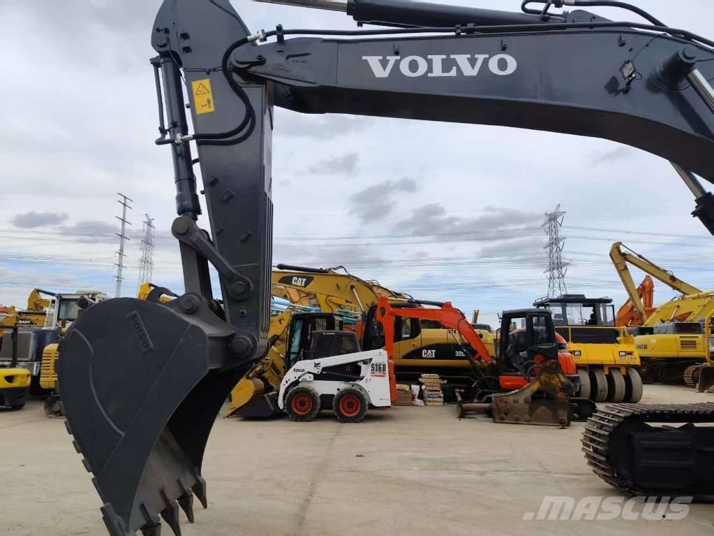 Volvo EC 380 BLc حفارات زحافة