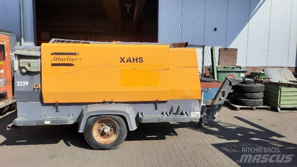 Atlas Copco XAHS 237 مكابس