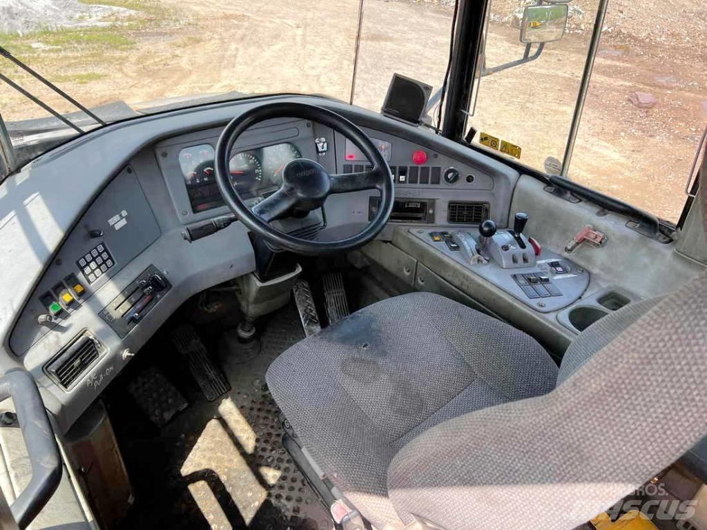 Volvo A40D ساحبات مفصلية