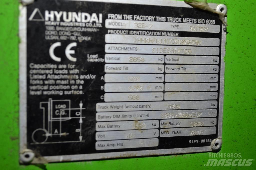 Hyundai 32 B-7 شاحنات ذات رافعات شوكية تعمل بالكهرباء