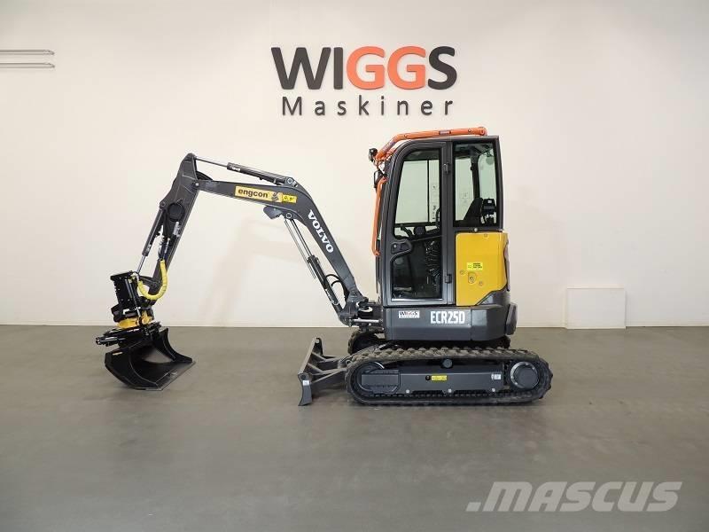 Volvo ECR25D حفارات صغيرة أقل من 7 طن (حفارات صغيرة)