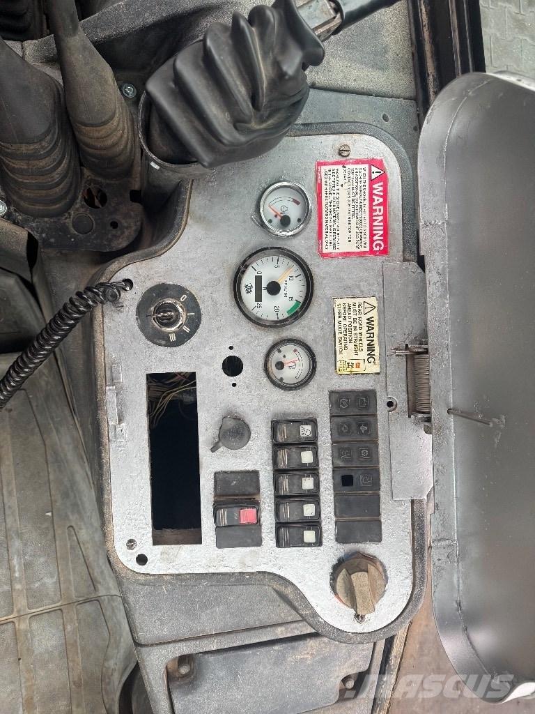 JCB 2 CX Airmaster لوادر بعجل