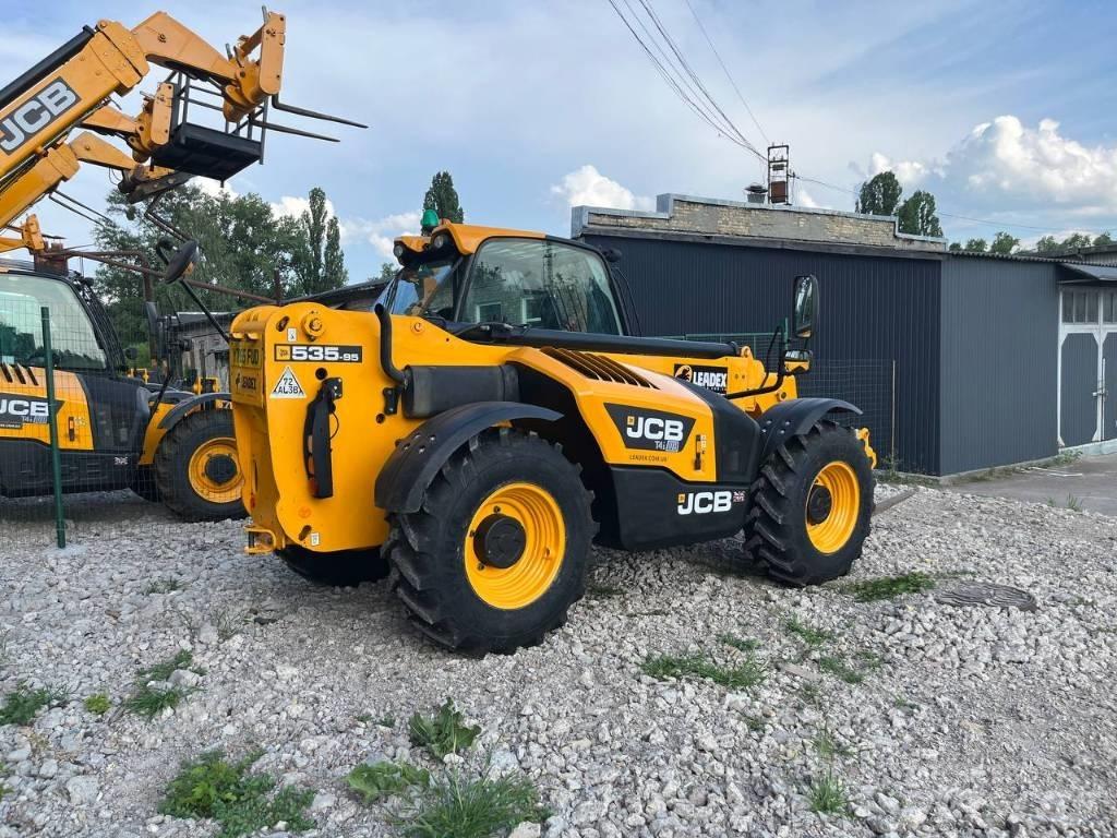 JCB 535-95 معدات مناولة لأغراض الزراعة