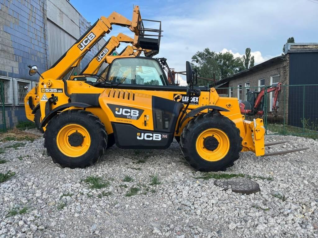 JCB 535-95 معدات مناولة لأغراض الزراعة