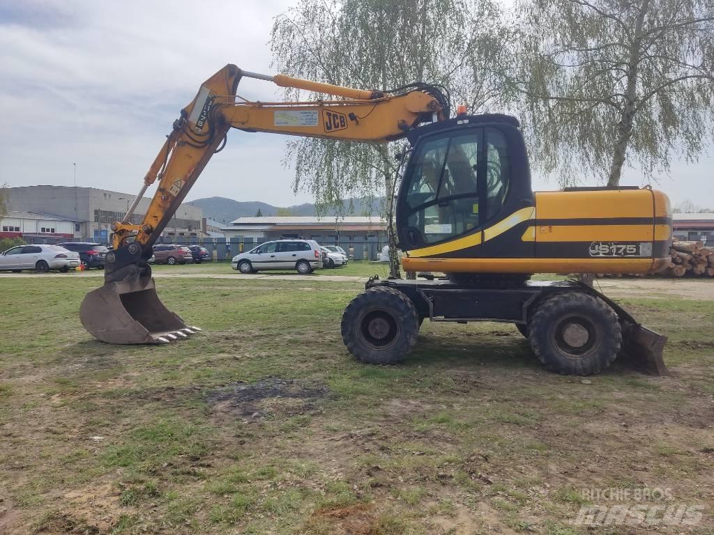 JCB JS 175 W حفارات بعجل