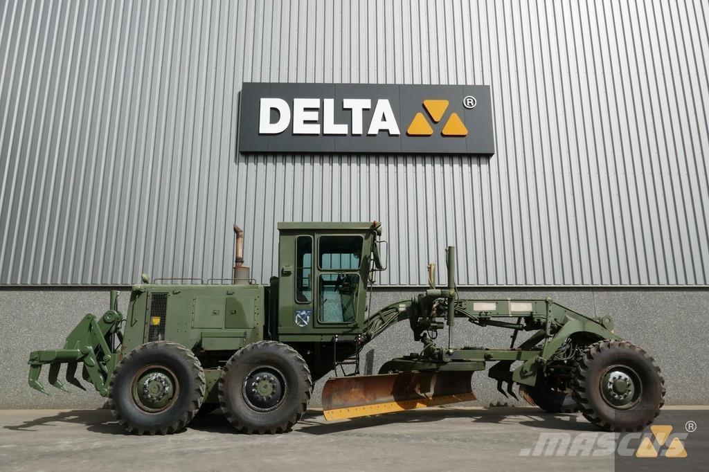 CAT 130G Ex-army معدات تمهيد الطرق