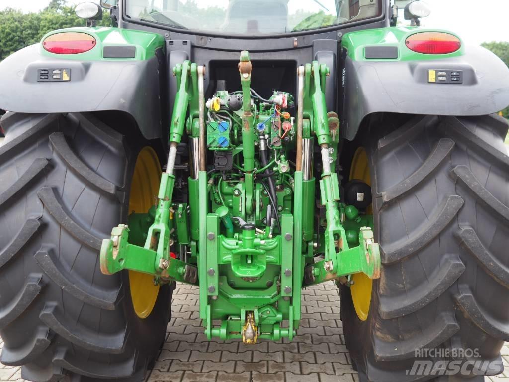 John Deere 6150R الجرارات