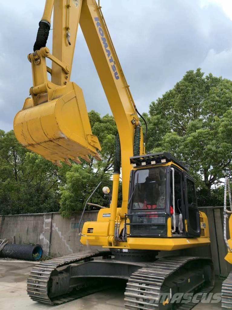 Komatsu PC 220-8 حفارات زحافة