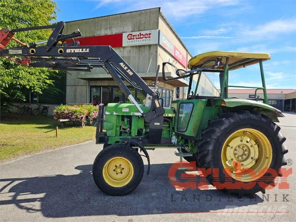 John Deere 2130 S الجرارات