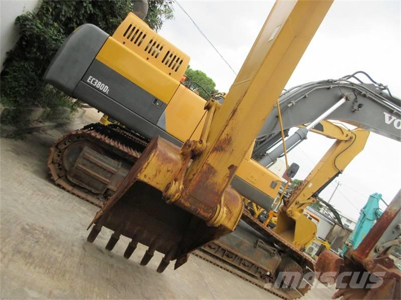 CAT 323 GC حفارات زحافة