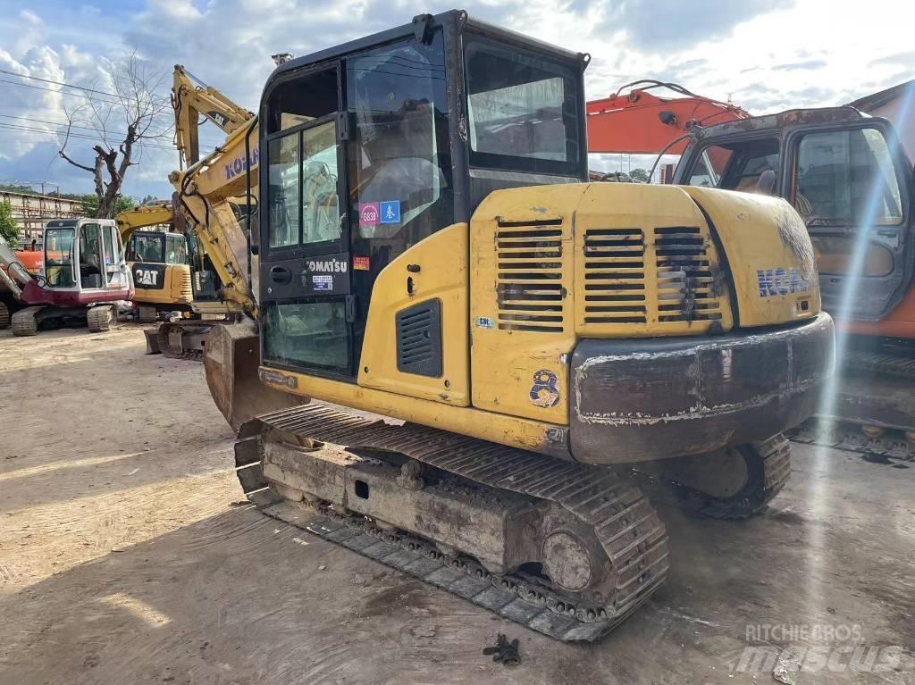 Komatsu PC 60-8 حفارات زحافة