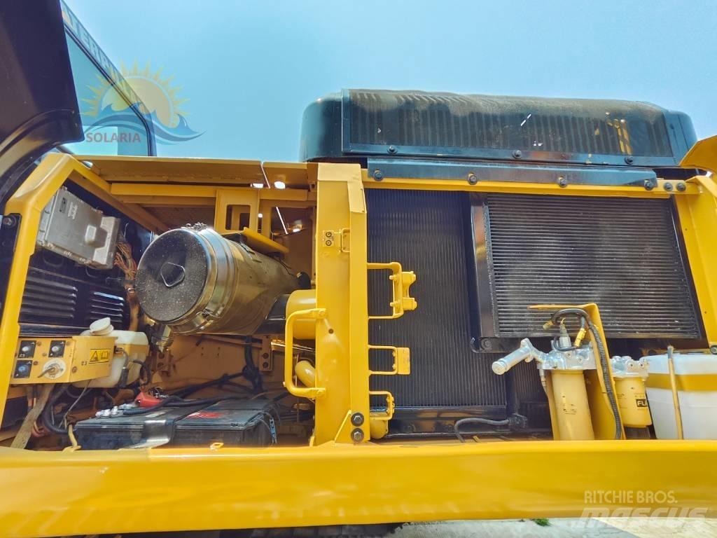 CAT 336 D حفارات زحافة