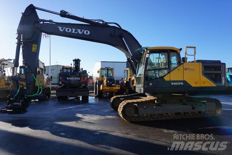 Volvo EC 250 E NL حفارات زحافة