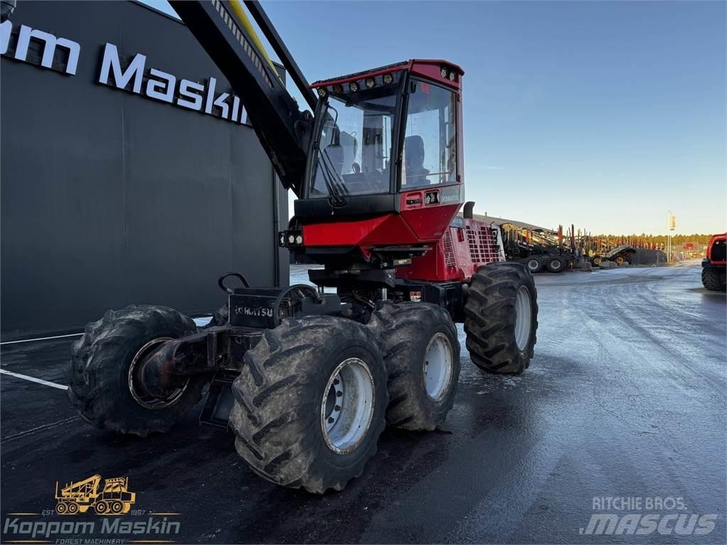 Komatsu 901 TX.1 حصادات