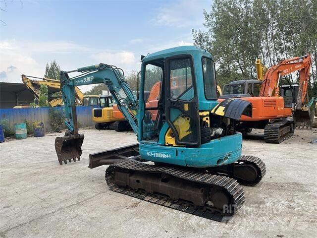 Kubota KX155 حفارات زحافة