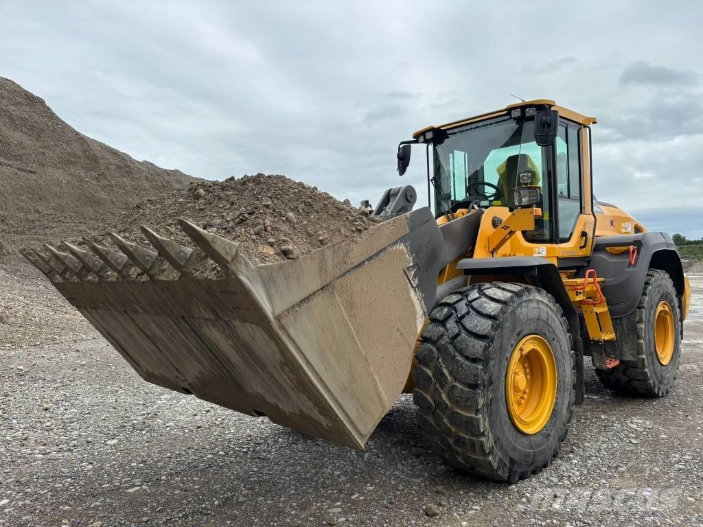 Volvo Radlader L110H لوادر بعجل