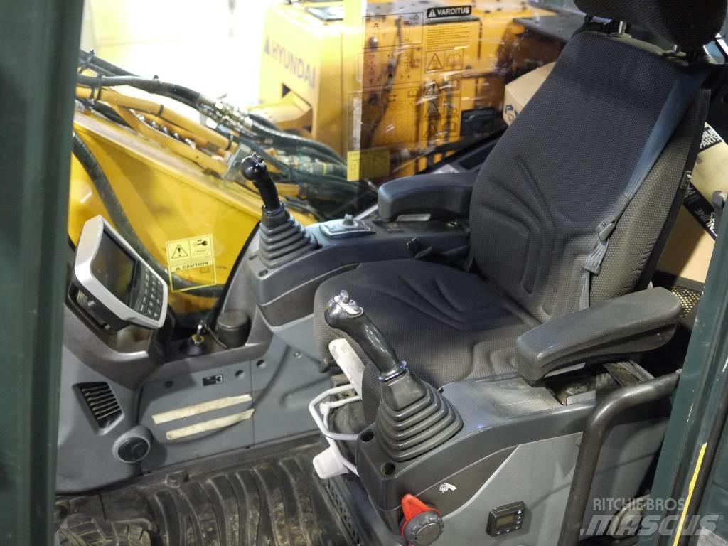 Hyundai HX 140 HW حفارات زحافة
