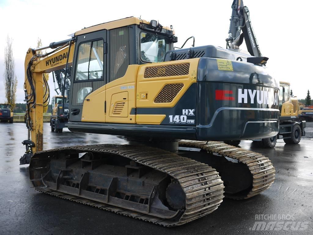 Hyundai HX 140 HW حفارات زحافة