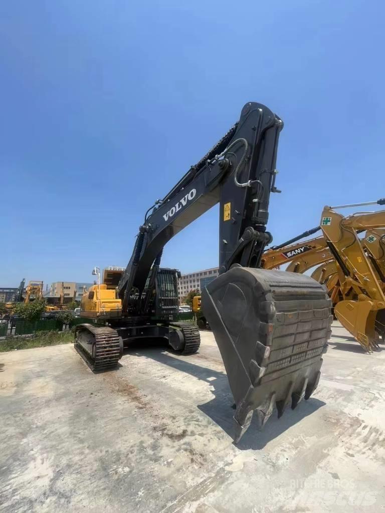 Volvo EC 480 D حفارات زحافة
