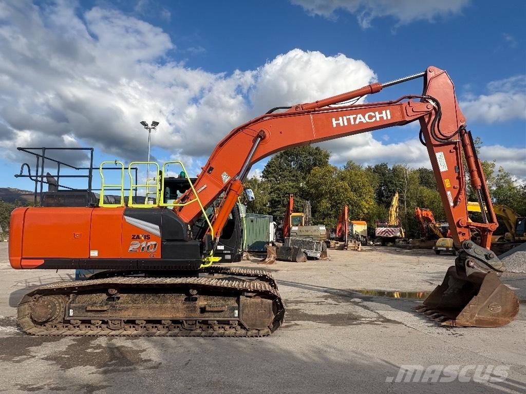 Hitachi ZX 210 LC-7 حفارات زحافة