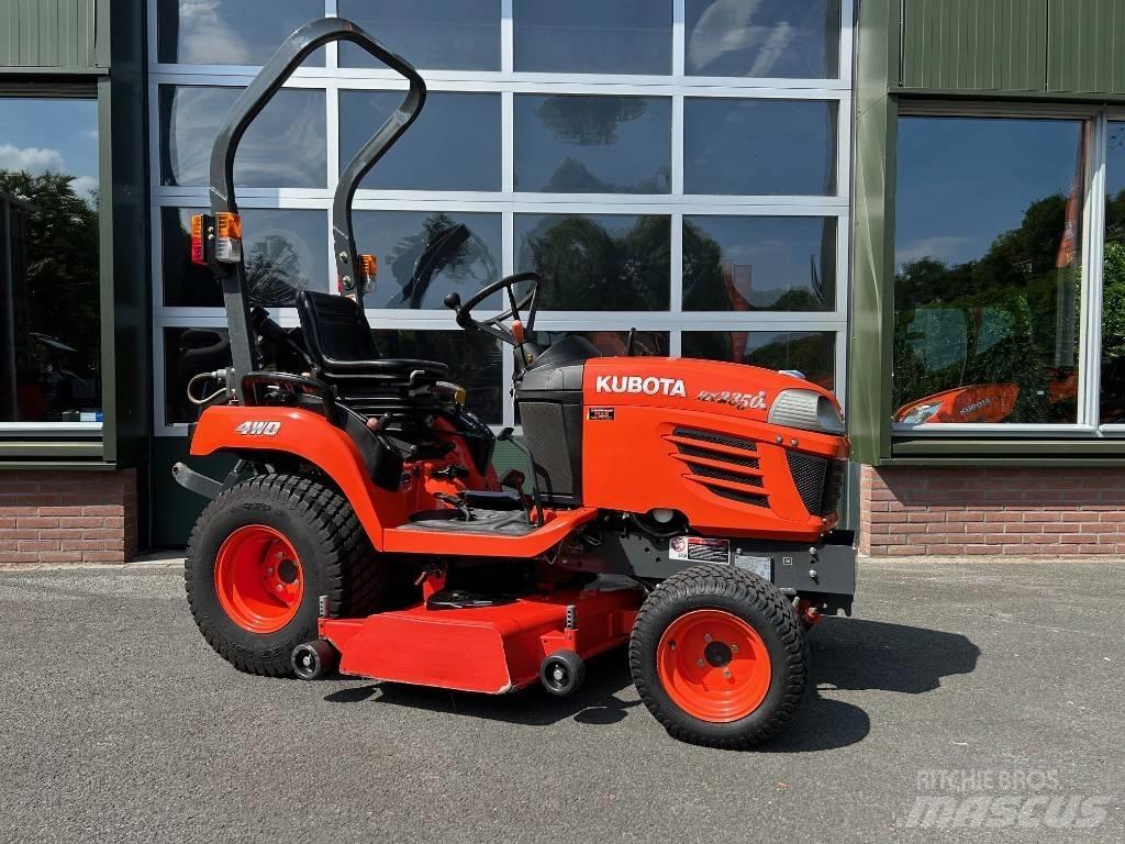 Kubota BX 2350 D جرارات مدمجة