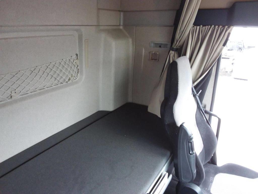 MAN TGX 18.460 XLX وحدات الجر