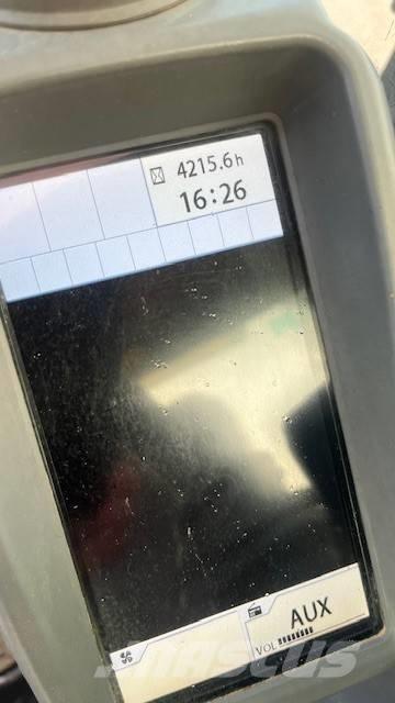 Hitachi ZX 85 US-5 حفارات وسط 7 طن - 12 طن