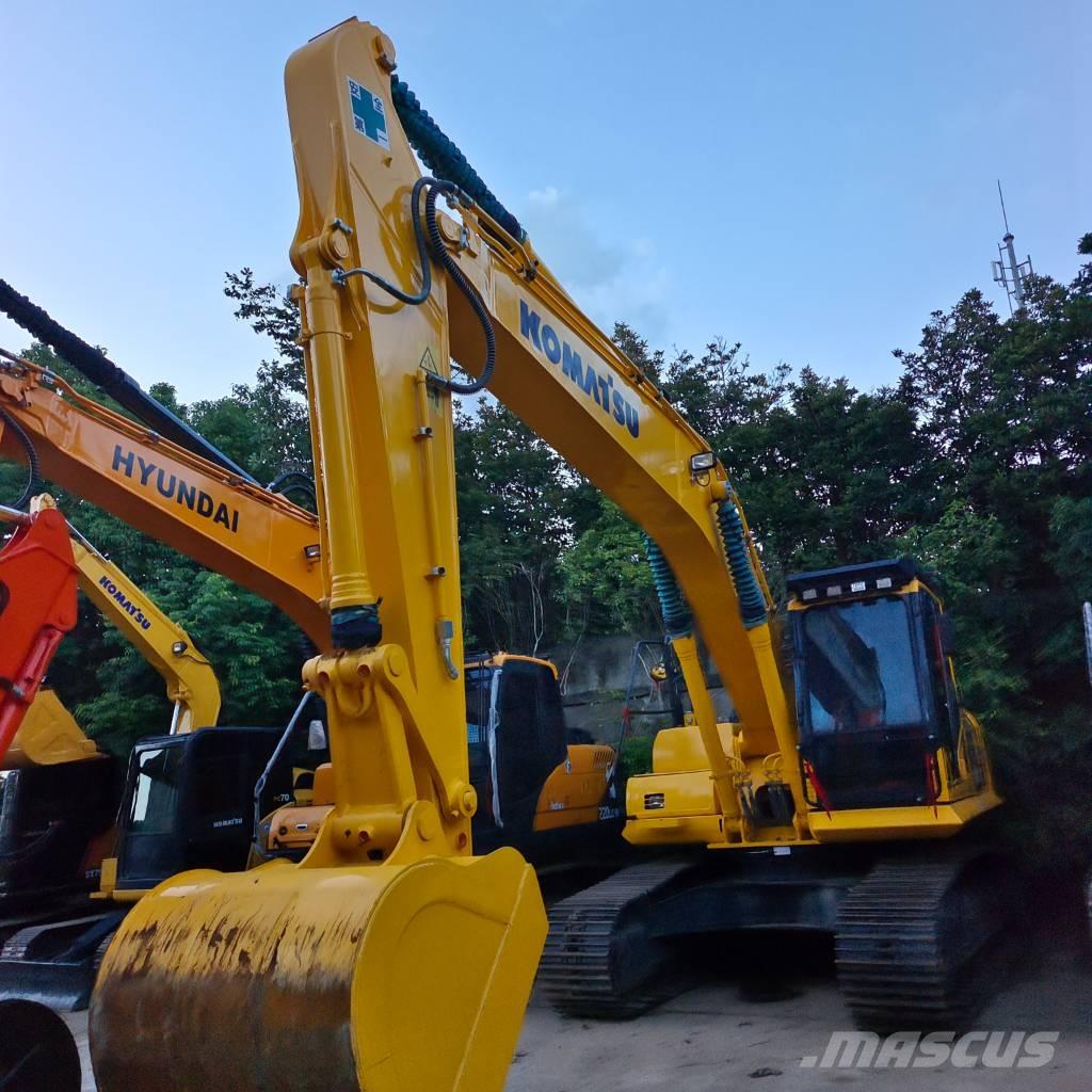 Komatsu PC 220 حفارات زحافة
