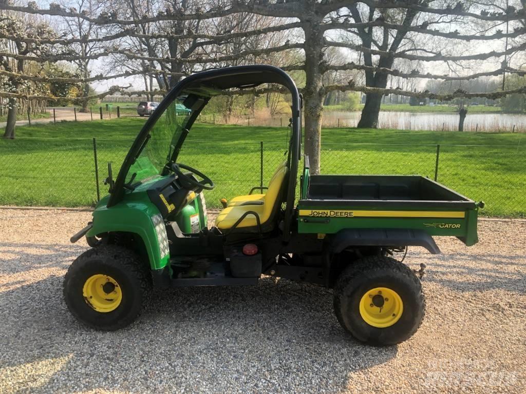 John Deere Gator HPX ماكينات منفعة عامة