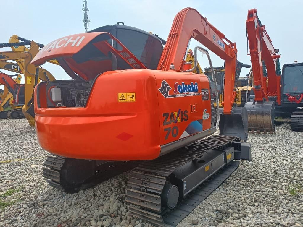 Hitachi ZX 70 حفارات زحافة