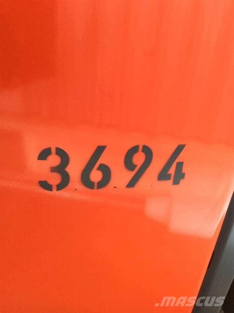 Linde L16I شاحنات مناولة ذاتية الدفع