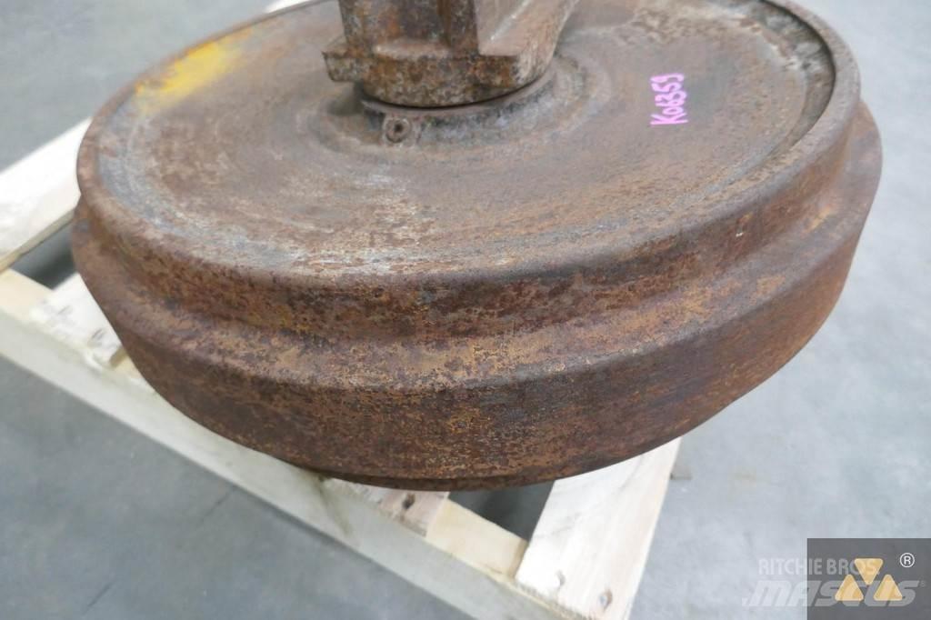 CAT 521-3233 الشاسيه والتعليق