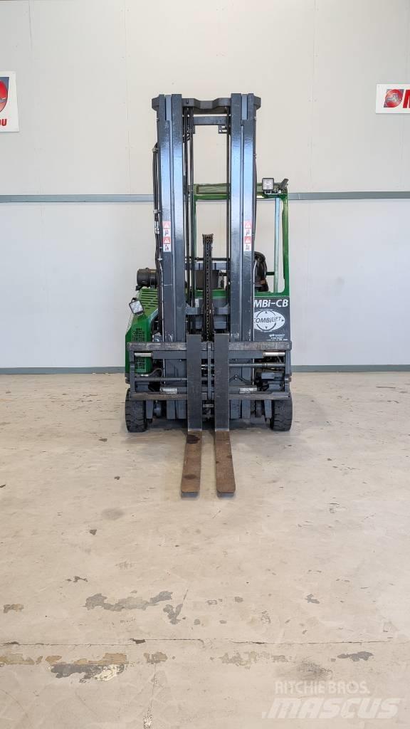 Combilift CB 3000 شاحنة المناولة رباعية الاتجاهات