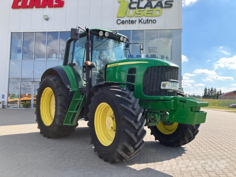 John Deere 8530 الجرارات